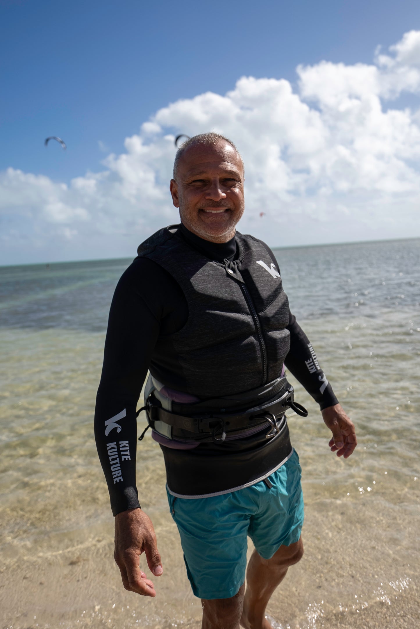 Kite Kulture Kitesurfing Impact Vest – Lightweight, Flexible & Protective Vest for Kitesurfing, Wakeboarding & Watersports
