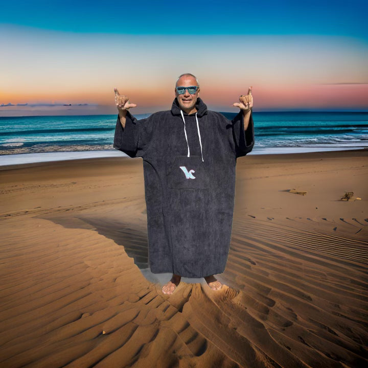 Kite Kulture Water-Resistant Changing Robe – Warm, Windproof Oversized Poncho for Watersports